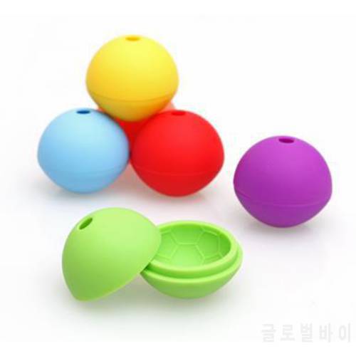 Candy Color Ice Cube Tray Summer Cool Silicone Ice Mold Football-shaped Ice Cream Makers Fans Supplies Creative Cooking Tools