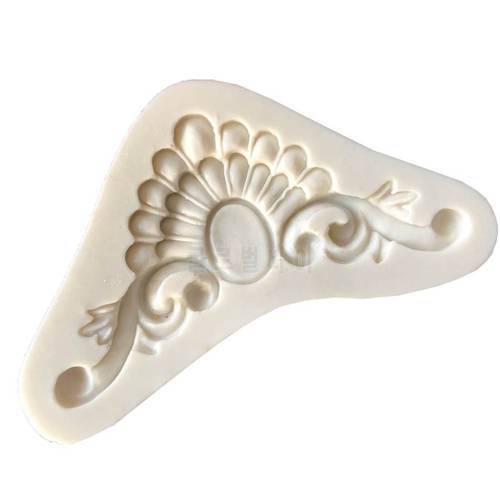 Mayitr 1pc 3D Vintage Sugar Lace Chocolate Mold DIY Silicone Fondant Molds Sugar Craft Moulds Embossing Cake Decorating Tools