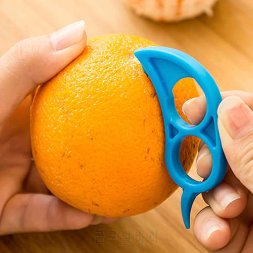 1PCS Plastic Orange Peeler ​Fruit Opener caler Kitchen Gadgets Fruit & Vegetable Tools Kitchen Gadgets Random Color