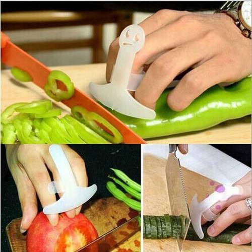 2pcs Lot Plastic Finger Protector Vegetable Knife Cutting Safety Tool Useful Finger Guard Smiley Hand Protector Kitchen Tools