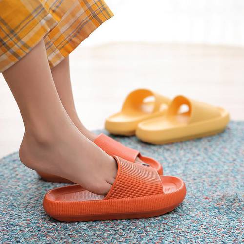 New Quick-drying Thickened Non-slip Sandals Indoor Floor Flat обувь Summer Flip Flops Bath Home Slippers Female Slipper Comforta