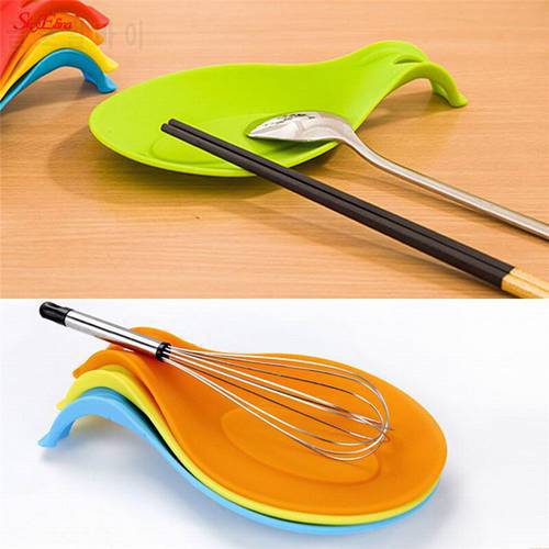 1pc Spoon Rests Pad Holder Food Grade High Temperature Tableware Spoon Mat, Silicone Spoon Mat 2021 5z