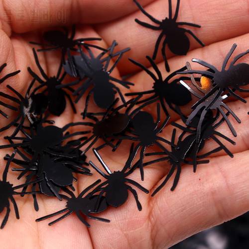 100/200pcs Horror Black Spider Haunted House PVC Spider Web Bar Party Decoration Supplies Simulation Tricky Toy Halloween Decor