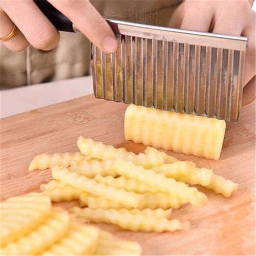1Pcs Vegetable Cutter Wavy Potato Slicing Knife French Fries Salad Corrugated Cutting Chopped Slice Knife Kitchen Accessories
