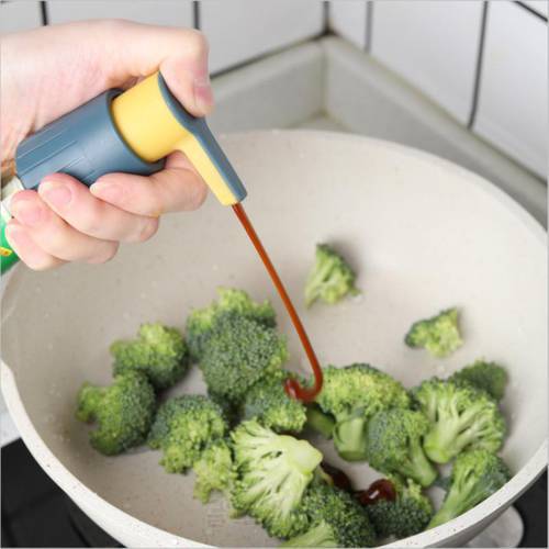 Universal Fuel Consumption Bottle Pressure Nozzle Pump Head Consumption Squeezer Ketchup Seasoning Sauce Home Kitchen Tools