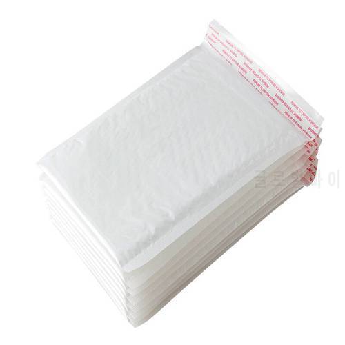 10 Pieces White Envelope Paper Bubble Bag Foam Collision Postage Delivery Bag Christmas Package Gift Holders 13 * 15cm + 3.5cm
