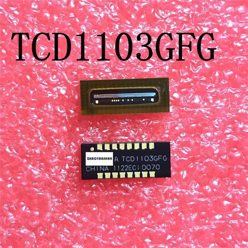 1pcs X TCD1103GFG TCD1103 CCD DIP NEW Original Free Shipping