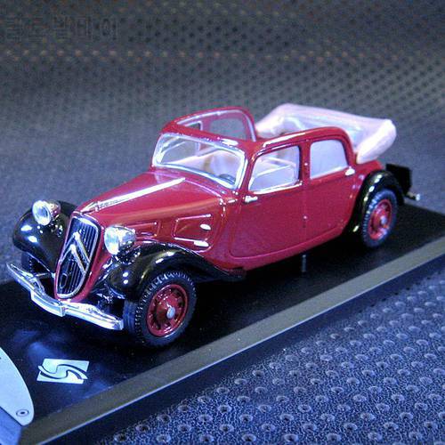 Alloy Scale Car Models Die-cast coche Toys for Children mkd3 1:43 SOLIDO 1938 Citroen 11B auto Vehicle Static Vintage Old Car