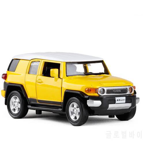 1:32 FJ Cruiser SUV Simulation Model Toy Car Alloy Pull Back Children Toys Genuine License Collection Gift Off-Road Vehicle Kids