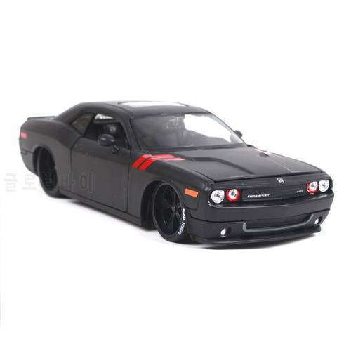 1:24 Challenger 1970 Muscle Retro Sports Car,1:24 Advanced alloy car toy,collection model diecast metal model toy vehicle