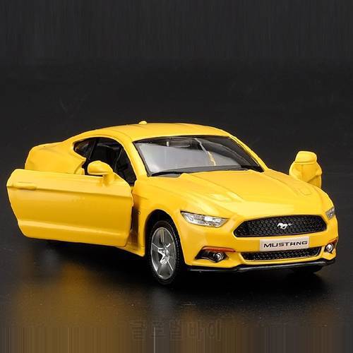 2015 Ford Mustang GT Super Car Simulation Exquisite Diecasts & Toy Vehicles RMZ city 1:36 Alloy Collection Model Home Decoration