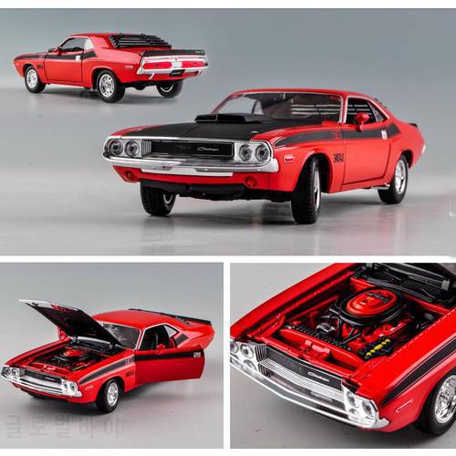 Dodge Challenger 1970 Muscle Retro Sports,1:24 Advanced alloy car toy,collection model,free shipping