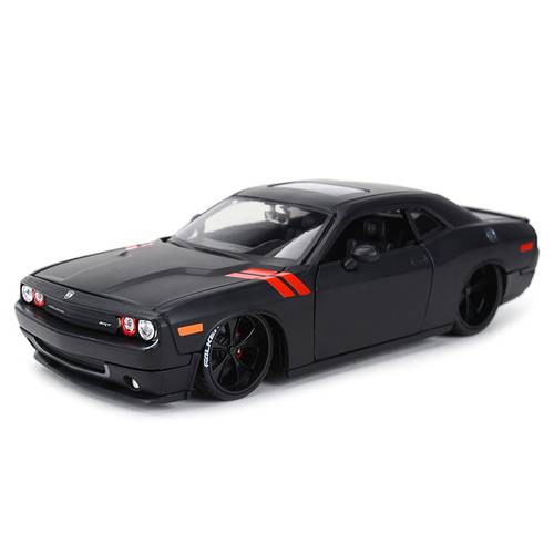 Maisto 1:24 2008 Dodge Challenger Sports Car Static Die Cast Vehicles Collectible Model Car Toys