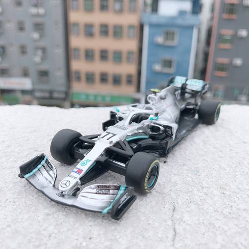 Bburago 1:43 W10 No. 77 Formula One racing static racing simulation aluminum model car Mercedes-Benz team