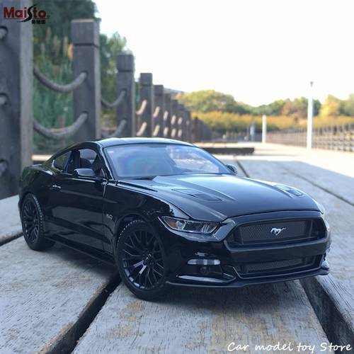 new Maisto 1:18 2015 Ford Mustang GT sports car Alloy Retro Car Model Classic Car Model Car Decoration Collection gift