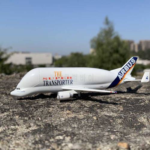 1/400 Scale SATIC 330 A330 BELUGA Airlines Plane Model Alloy with Lading Gear Aircraft Transporter collectible display Airplanes