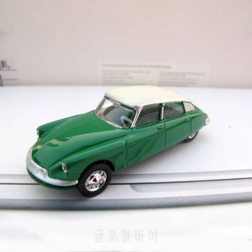 Diecast Model Cars Alloy Toy Car Citroen Classic Model Nostalgic Static Display Gift Adult Collection Show Special Offer