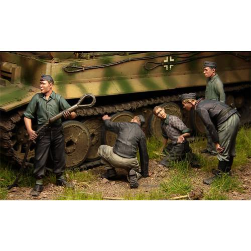 1/35 Scale Resin Figures Model Kit Panzer Crew, Kursk 1943 5 figures GK Unassembled unpainted