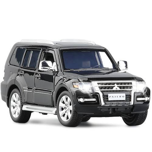 1/32 Pajero V97 Off Road SUV Model Toy Car Alloy Die Cast Sound Light Steering Shock Aabsorber Vehicle Boys Toys Gifts