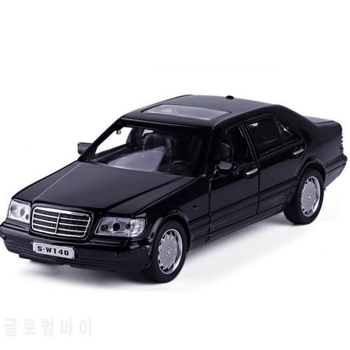 1:32 W140 Alloy Model Car Pull Back Light Sound Vehicle Model Toys For Children Gifts Free Shipping