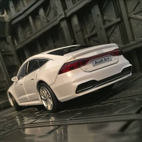 1:32 Simulation Audi A7 Car Model Alloy Car Model Sound And Light Steering Shock Absorber Collection Ornaments Boy Toy Car Gift