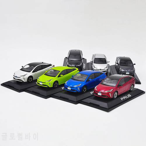 14CM Toyota Prius PRIUSPHV Simulation Alloy Car Model Diecast Vehicle Toy Collection Collectible