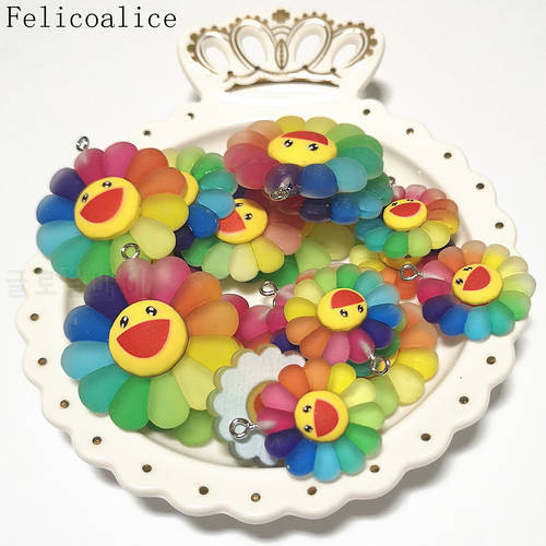 8pcs Resin Smiley Sunflower Charms Pendant For DIY Handmade Crafts Phone Case Decoration Flowers Jewelry Making