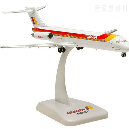 Diecast 1:200 Spanish Airlines Iberia MD-87 Alloy Aircraft Simulation Model Room Decorations Collection Birthday Gift