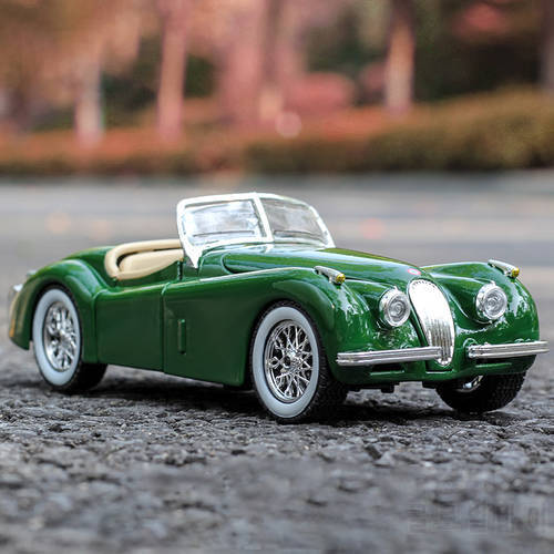 Bburago 1:24 Jaguar XK120 Roadster 1951 Alloy Car Model Diecasts & Toy Vehicles Collect Car Toy Boy Birthday gifts