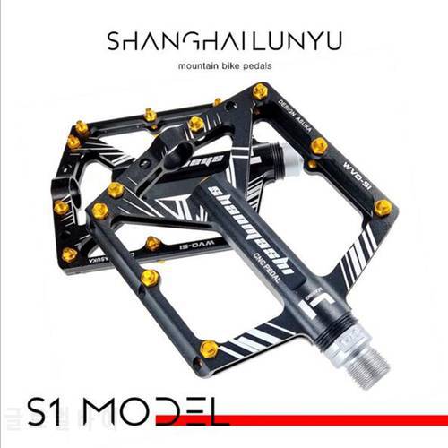 1pair Bicycle Pedals 4 Bearings Wide Non-slip Aviation CNC Aluminum Alloy Bike Pedal Ultra-thin Design MTB Pedal with Shackles