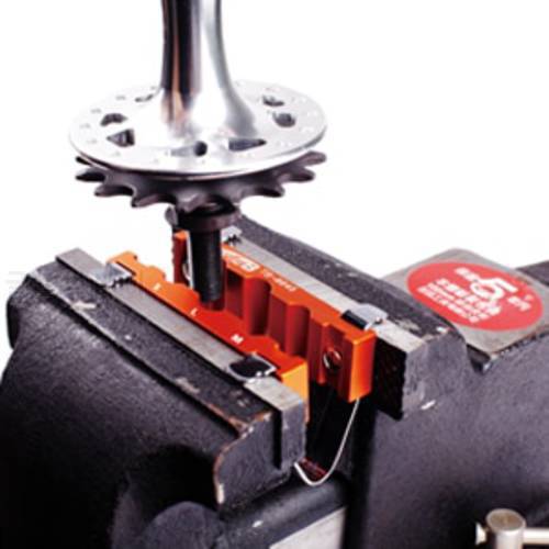Heavy duty axle pedal vise super b TB-8645 to hold hub axle pedal spindles prevent it from turning bike tool