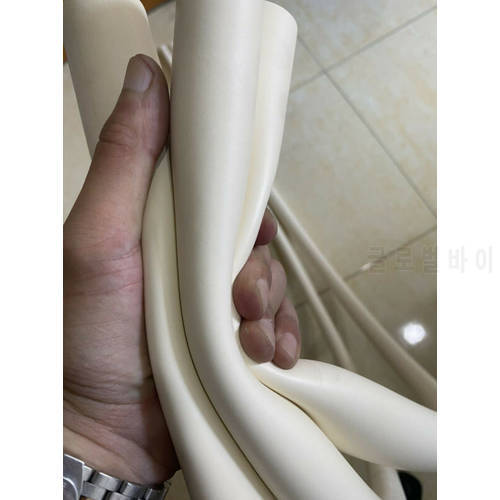 White 1M 18-32mm ID Lagging Thermal Insulation Pipe Sponge Foam Rubber Tube Wrap