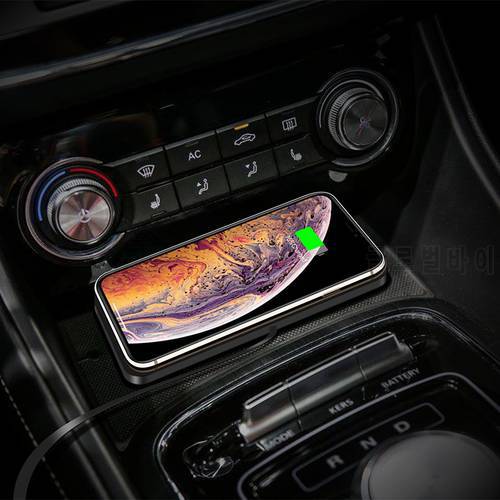 QI Wireless quickly Charger For iPhone 11 XS 12 Car Charging Pad For Samsung S10 Dock Station Non-slip Mat Car Dashboard Holder