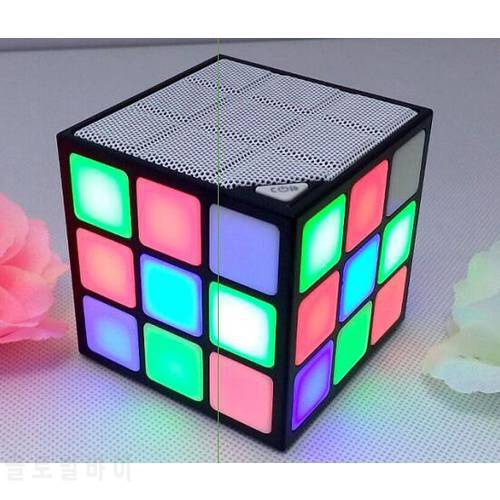 Portable Mini Bluetooth cube Speaker Mini Magic Cube Colorful Wireless Bluetooth Speaker LED Flash Light with TF Card