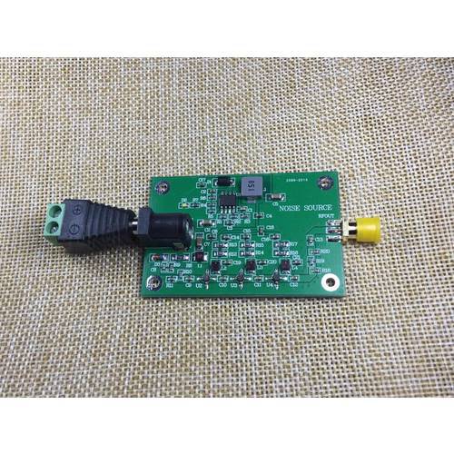 1MHz~3.5GHz Noise signal generator noise source simple spectrum tracking signal source antenna filter analysis and testing