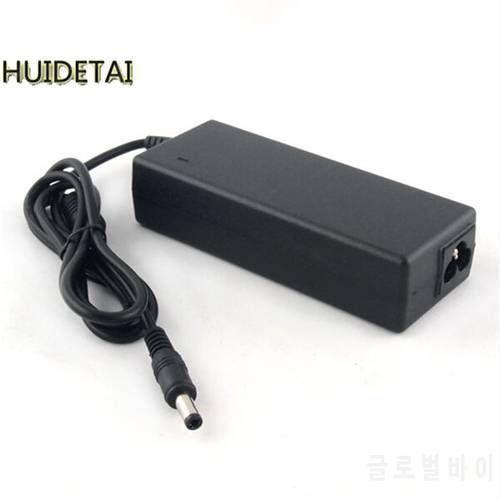 19V 4.74A 90W Power AC Adapter Charger for Packard Bell EasyOne Silver 2101 2120 2121 2800 312 3120 3131 3138 7521