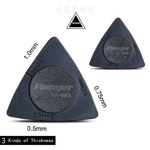1pcs Triangle Guitar Picks 3 in 1 Guitar Pick 0.5mm+0.75mm+1mm PC+ABS Portable Picks Guitar Accessories Picks Flanger FP-003