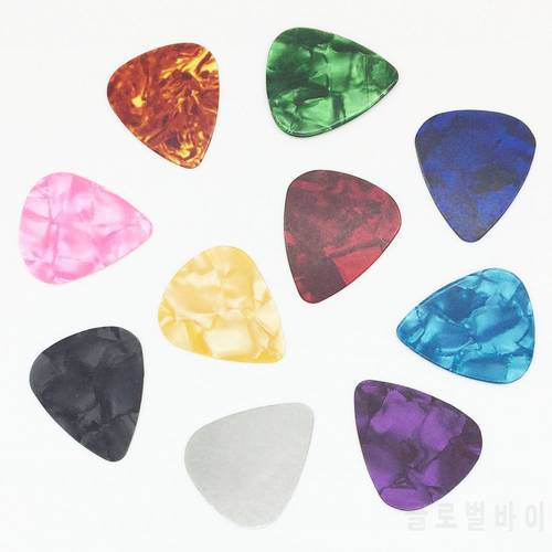 10 pieces Acoustic Guitar Pick (9 Celluloid + 1 Steel) Thickness 0.30 0.46 0.71 0.96 mm Thin Medium Heavy - Color Random