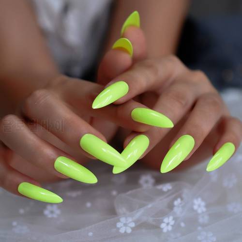 Neon Fluorescent Green Press on False Nails Extra Long Stiletto Pointed Gel Glue On Fake Fingersnails Free Adhesive Tapes
