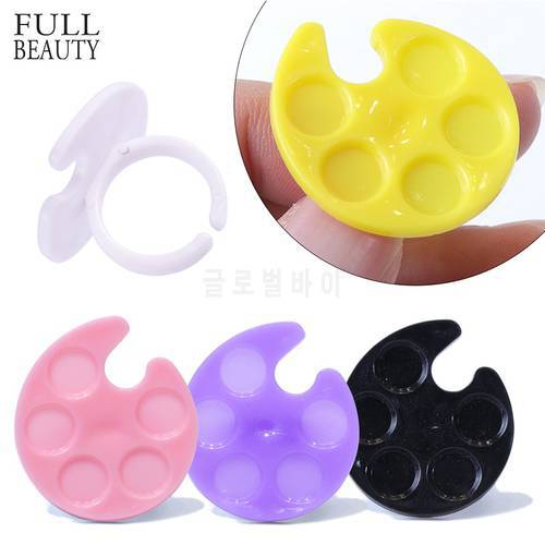 1pcs Plastic Mini Finger Ring Nail Palette Dishes Polish Painting Tool Nails Plate Pigment Holder Manicure Accessories CH618-2