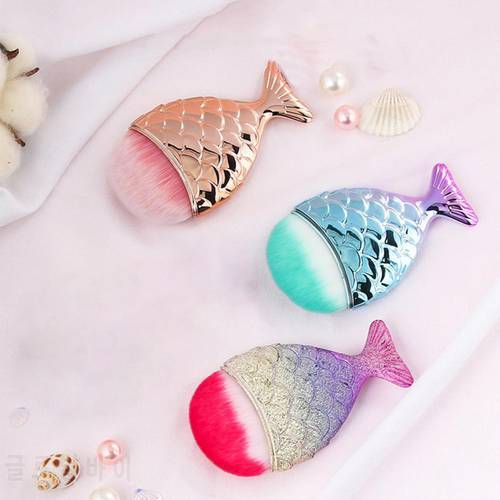 7 Types Fish Tail Shape Nail Brush Fishtail Bottom Cosmetic Brushes Soft Cleaning Dust Powder For Nails Care Manicure Tool