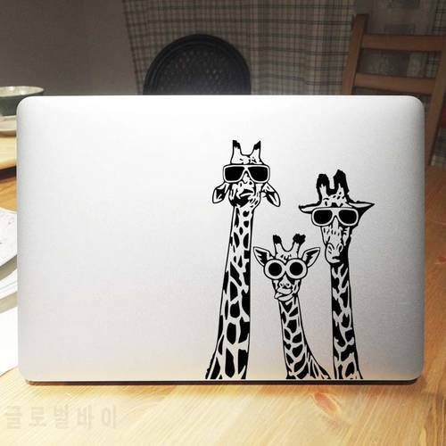 Happy Giraffa Family Vinyl Laptop Sticker for Macbook Decal Pro 14 16 Retina Air 12 13 15 Inch Mac Skin Tablet PC Notebook Decor