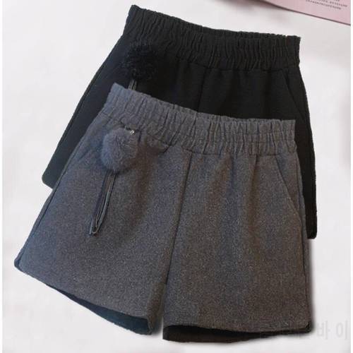 Plus size thick shorts women winter woolen woolen shorts women wear loose high waist wide leg