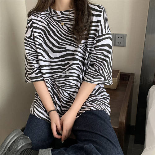 Summer Zebra Striped Short-Sleeved T-shirt for Women Loose Top Wear