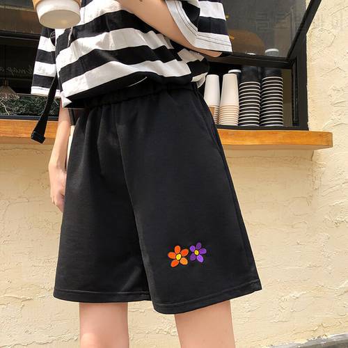 4 Sizes Black Gray Flower Pattern Embroidered Casual Loose Street Simple College Wind Basic All Match Women Shorts