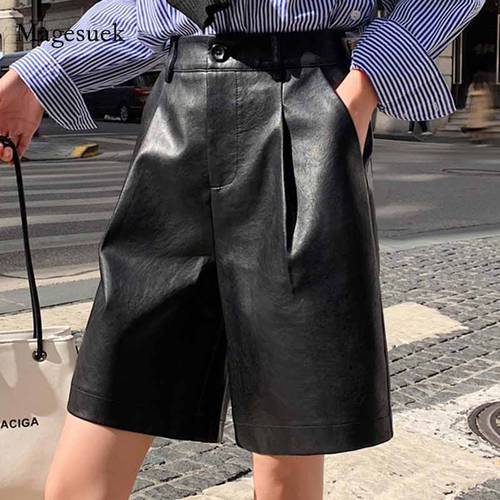 Women 2020 Autumn Winter PU Leather Shorts Solid Loose Elegant Shorts For Women Casual High Waist Leather Woman Shorts 11061