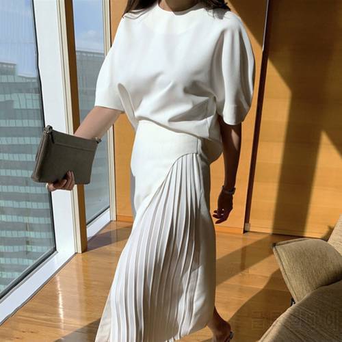 [EWQ] 2023 Fashion Casual All-match Pure Color Simple And Elegant White High Waist Side Pleated Skirt Long Skirt Women 16F1066