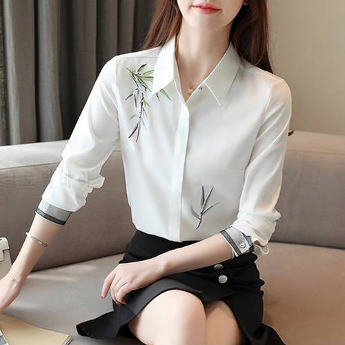 Korean Women Shirts Blouse White Shirts Women Embroidery Print Shirt Blouses Woman Long Sleeve Blouse Office Lady Chiffon Shirt