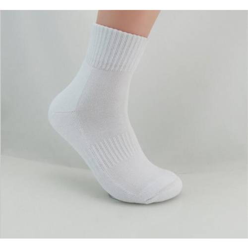Casual men&39s socks in the new autumn and winter socks Black and white gray 3 color selection