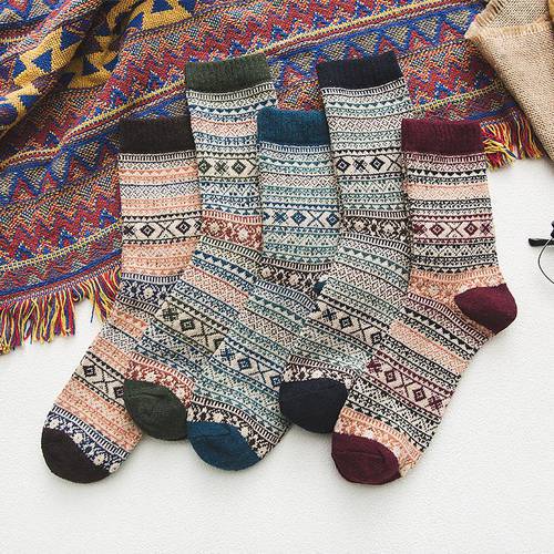 5Pairs/lot New Witner Men Socks Women Lover Socks Thick Warm Wool Socks Vintage Sock Colorful Gift Free size EUR 37-43